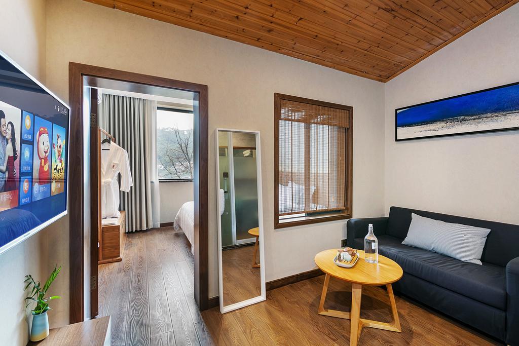 Hangzhou Puyu Travelling With Hotel المظهر الخارجي الصورة